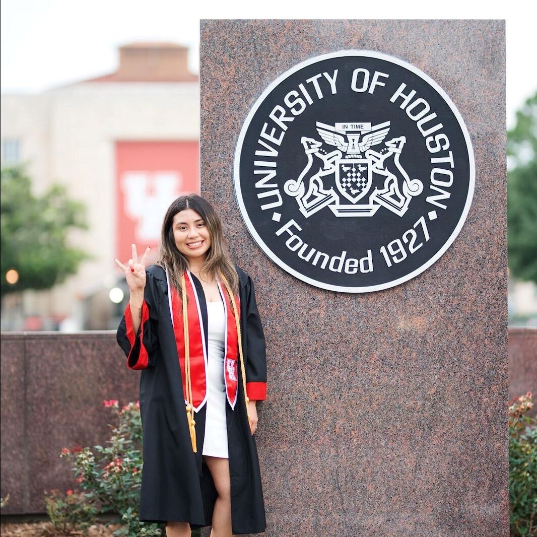 Medina, Stephany Graduation Photo