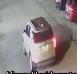 Vehicle 2023-2843 Beige Ford Explorer